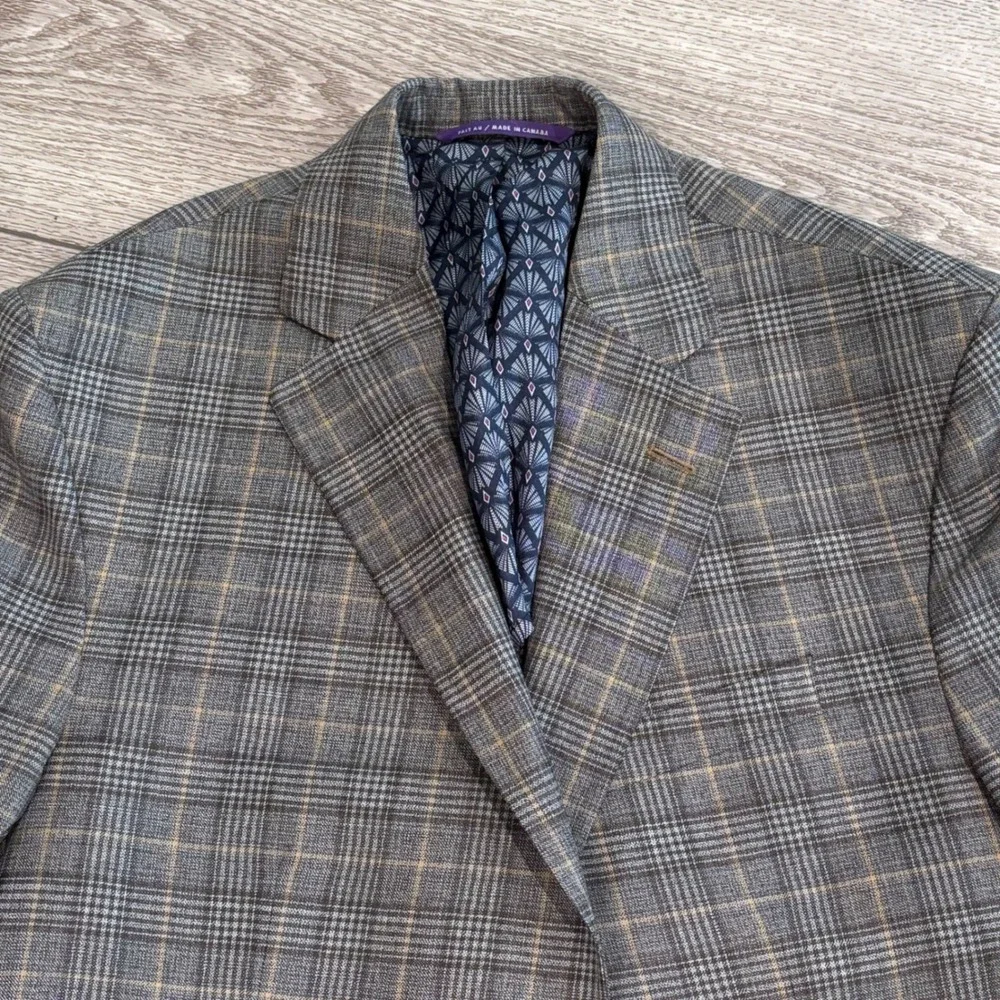 Ted Baker Sport Coat Mens 40S Grey Plaid Wool Endurance Konan SPJ Blazer